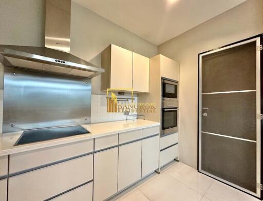 Remarkable 2 Bedroom Apartment in Sathorn