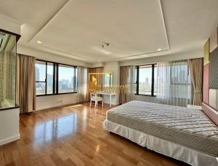 4 Bedroom Apartment in Asoke