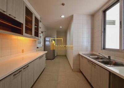 3 Bed Apartment in Phrom Phong