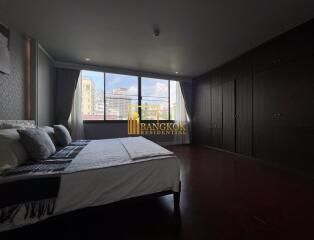 2 Bedroom Apartment in Phloenchit