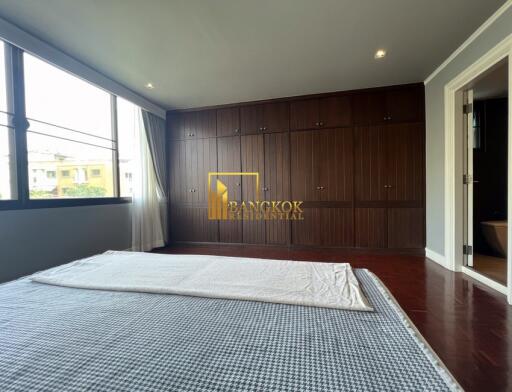 2 Bedroom Apartment in Phloenchit