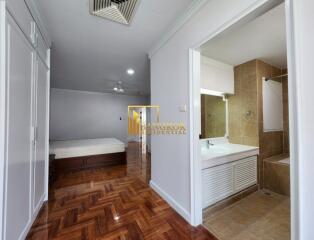 4 Bedroom Apartment in Asoke