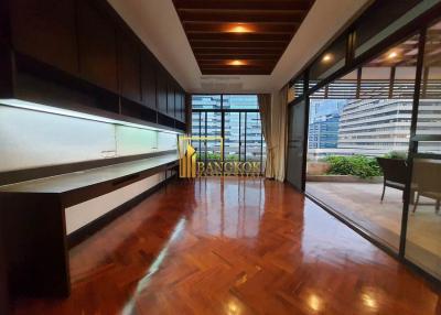 4 Bedroom Penthouse Apartment in Asoke