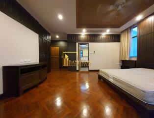 4 Bedroom Penthouse Apartment in Asoke