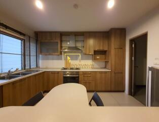 4 Bedroom Penthouse Apartment in Asoke