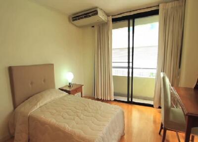 3 Bed Apartment in Phrom Phong