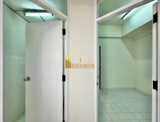 Spacious 4 Bedroom Penthouse Apartment in Sukhumvit 7