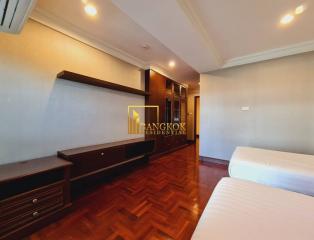 3 Bedroom Apartment in Phloenchit