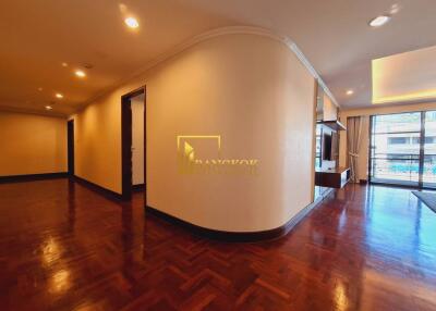 3 Bedroom Apartment in Phloenchit