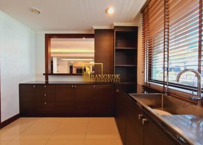 3 Bedroom Apartment in Phloenchit