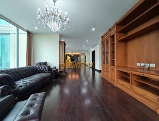 The Park Chidlom  4 Bedroom Condo For Rent in Chidlom