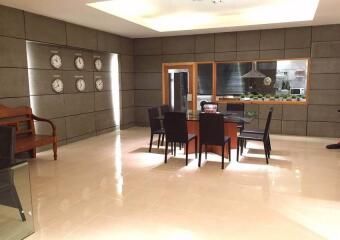 Pearl Garden  3 Bedroom Condo For Rent in Sathorn