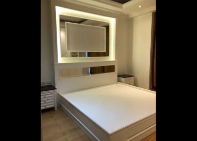 The Pano  2 Bedroom Condo in Rama 3