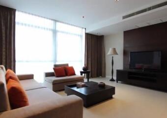 Athenee Residence  3 Bed Condo For Rent in Phloenchit