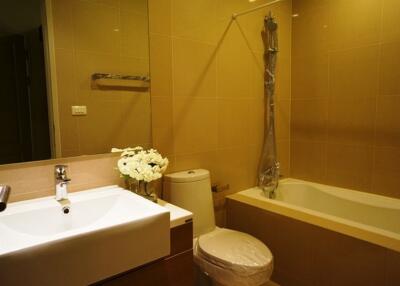 Noble Refine  1 Bedroom Condo in Phrom Phong