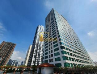 Sukhumvit Living Town  2 Bedroom Condo For Rent in Asoke