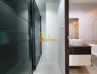 Sukhumvit Living Town  2 Bedroom Condo For Rent in Asoke