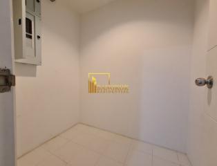 Baan Siri 24  Charming 3 Bedroom Condo in Phrom Phong