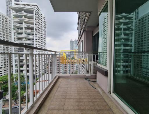 Baan Siri 24  Charming 3 Bedroom Condo in Phrom Phong