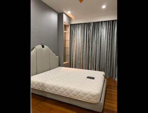 Q Langsuan  2 Bedroom Luxury Property in Chidlom