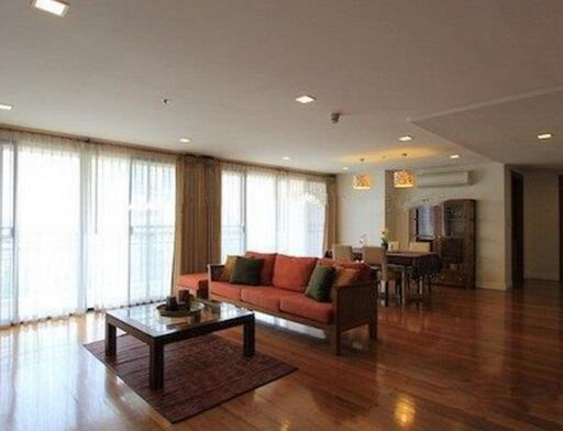 Prime Mansion Phrom Phong  Spacious 2 Bedroom Property in Phrom Phong