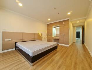 Baan Suanpetch  Renovated 2 Bedroom Property For Rent in Phrom Phong