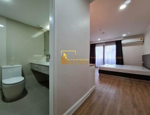 Baan Suanpetch  Renovated 2 Bedroom Property For Rent in Phrom Phong