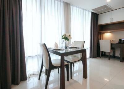 2 Bedroom Serviced Apartment in Phloenchit