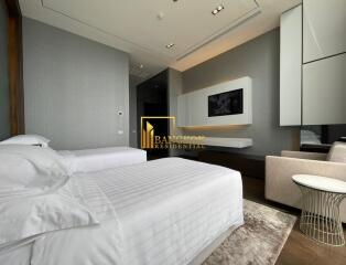 Super Luxury 3 Bedroom Serviced Apartment in Phrom Phong