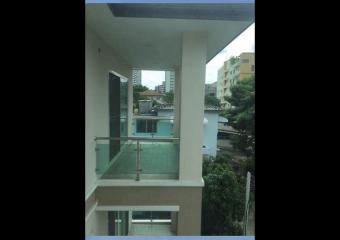 6 Bed Detached House For Rent in Phra Khanong BR7767SH