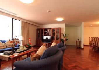 4 Bedroom Pet Friendly Apartment in Sathorn