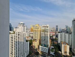 Huge 2 Bedroom Apartment in Sukhumvit Soi 3