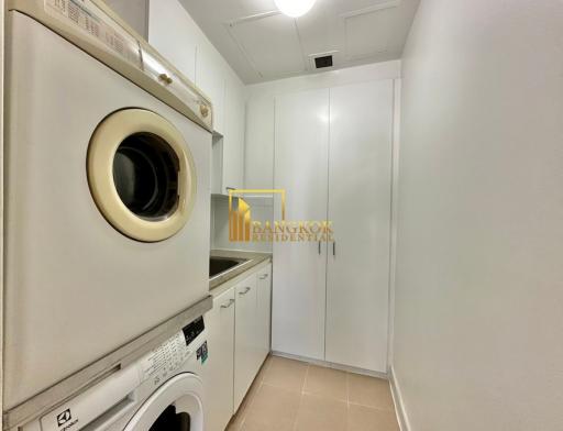 Renovated 3 Bedroom Apartment in Sathorn