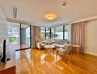Renovated 3 Bedroom Apartment in Sathorn