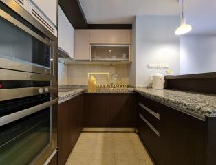 Generous Sized 2 Bedroom Apartment in Sukhumvit 4