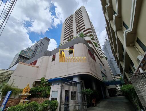 Generous Sized 2 Bedroom Apartment in Sukhumvit 4