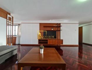 Large 3 Bedroom Apartment in Nana