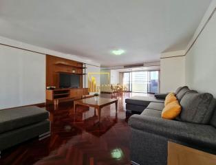 Large 3 Bedroom Apartment in Nana