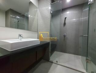 Modern Luxury 3 Bedroom Apartment in Thonglor