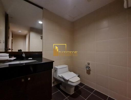 Spacious 3 Bedroom Apartment in Sukhumvit soi 4