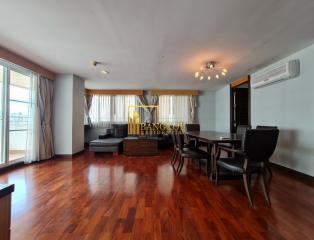 Spacious 3 Bedroom Apartment in Sukhumvit soi 4