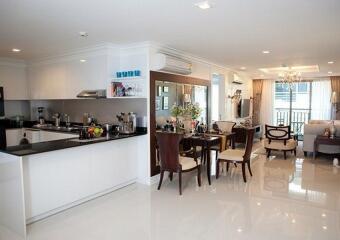 Voque Sukhumvit 31  Elegant 2 Bedroom Property in Phrom Phong