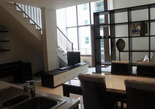 Emporio Place  1 Bed Duplex Condo in Phrom Phong