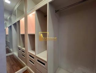 All Seasons Mansion  2 Bed Condo For Rent in Phloenchit