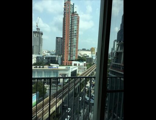 Siri at Sukhumvit  2 Bed Condo Near BTS Thonglor