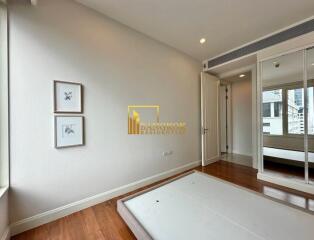 Q Langsuan  Luxury 2 Bed Condo in Prime Location