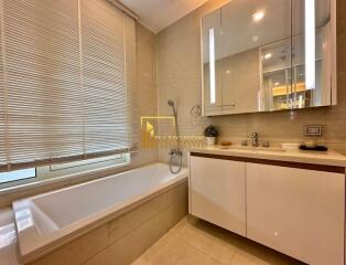 Q Langsuan  Luxury 2 Bed Condo in Prime Location