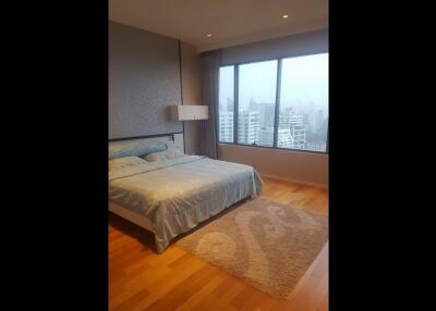 Emporio Place  Spacious 2 Bedroom Duplex Phrom Phong