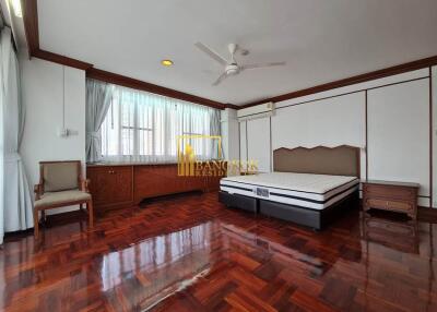 Huge 3 Bedroom Apartment in Phrom Phong