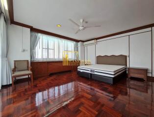 Huge 3 Bedroom Apartment in Phrom Phong